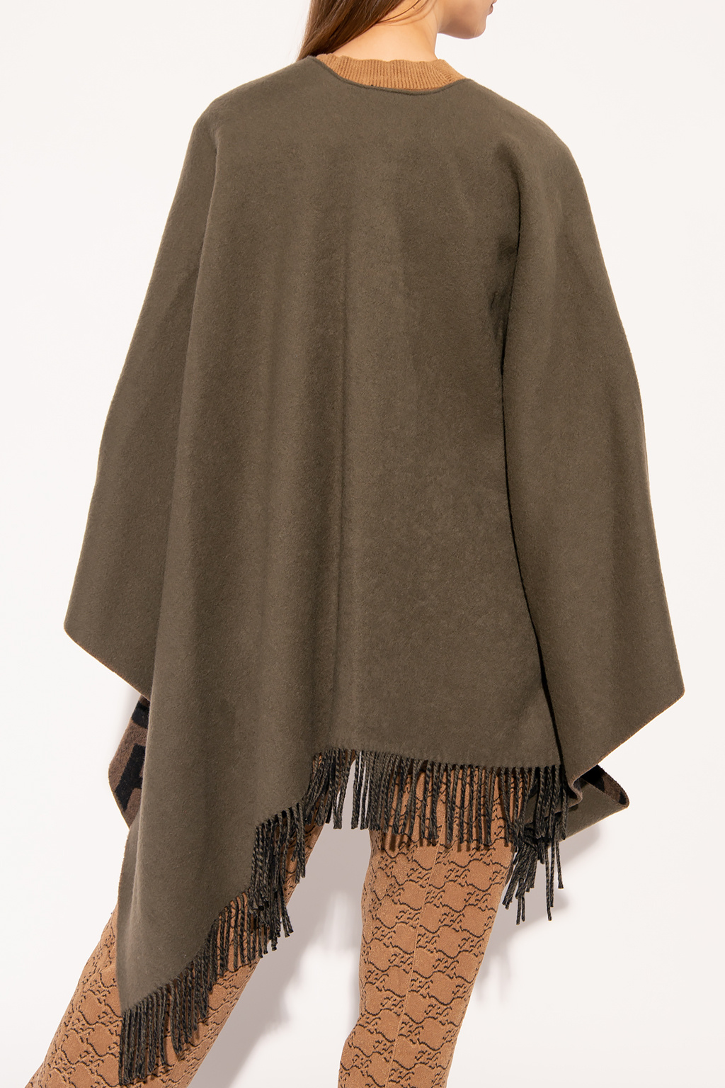 Green Reversible poncho Fendi - SchaferandweinerShops TW